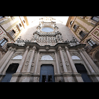 Montserrat, Abadia de Montserrat, Baslica Santa Mara, Innere Fassade der Basilika von Francisco de Paula del Villar y Carmona (1900)