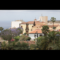 La Orotava (Teneriffa), San Agustn, Blick von den Jardines Jardnes del Marquesado de la Quinta Roja auf die Kirche