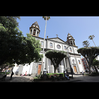 San Cristbal de La Laguna (Teneriffa), Catedral de Nuestra Seora de los Remedios, Westfassade