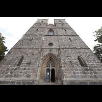 Jterbog, Nikolaikirche, Westfassade mit den beiden Trmen