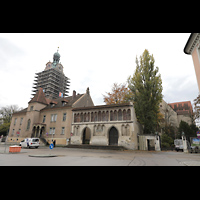 Regensburg, Basilika St. Emmeram, Blick vom Emmeramsplatz auf das Kloster St. Emmeram mit Turm, rechts die Basilika