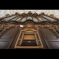 Regensburg, Dreieinigkeitskirche, Orgel mit Spieltisch perspektivisch
