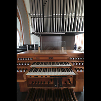 Lneburg, St. Johannis, Chororgel mit Spieltisch