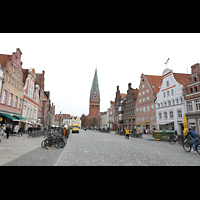 Lneburg, St. Johannis, Blick von Am Sande aus westlicher Richtung auf die Kirche und den Turm