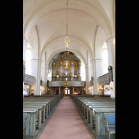 Stockholm, Maria Magdalena kyrka, Innenraum in Richtung Hauptorgel