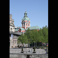 Stockholm, S:t Jakobs kyrka, Blick von der Strmbron-Brcke auf die Kirche und den Kungstrdgrden-Park