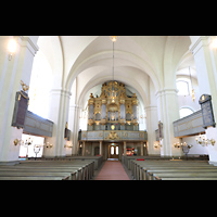 Stockholm, Maria Magdalena kyrka, Innenraum in Richtung Hauptorgel