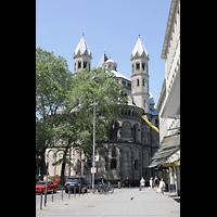 Kln (Cologne), Basilika St. Aposteln, Ansicht von Osten vom Neumarkt