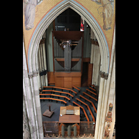 Kln (Cologne), Dom St. Peter und Maria, Blick vom sdstlichen Triforium auf die Querhausorgel und den Zentralspieltisch