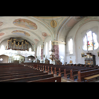 Regensburg, St. Josef, Seitlicher Blick zur hauptorgel und zum Positiv