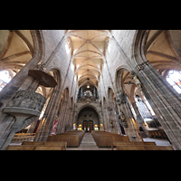 Nrnberg (Nuremberg), St. Lorenz, Innenraum in Richtung Orgel
