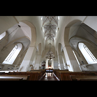 Tallinn (Reval), Oleviste kirik (Olai-Kirche), Hauptschiff mit Blick ins 33 m hohe Gewlbe