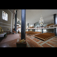 Mnchen (Munich), St. Matthus (ev.), Seitlicher Blick  auf Fernwerk und Orgel