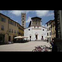 Lucca, Basilica di San Frediano, Fassade und Turm