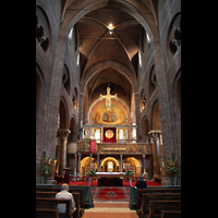 Modena, Duomo San Geminiano, Blick zum Chor