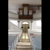 Vlklingen, Hugenottenkirche, Mittelgang mit Orgel