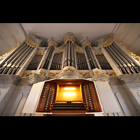 Saarlouis, St. Crispinus und Crispianus, Orgel mit Spieltisch