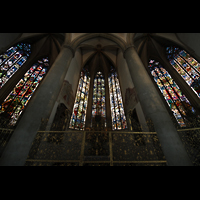 Augsburg, Dom St. Maria, Bunte Fenster mit Glasmalerei aus dem spten 15. Jh. im Ostchor