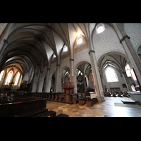 Augsburg, Dom St. Maria, Hauptschiff in Richtung Westchor mit Langhausorgel