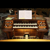 Versailles, Cathdrale Saint-Louis, Spieltisch der Chororgel