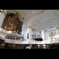 Hamburg, Hauptkirche St. Michaelis ('Michel'), Haupt- und Konzertorgel