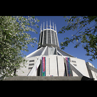 Liverpool, Metropolitan Cathedral of Christ the King, Auenansicht der Kathedrale