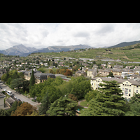 Sion (Sitten), Cathdrale Notre-Dame du Glarier, Aussicht auf Sion in Richtung Savise