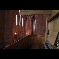 Frankfurt am Main, Kaiserdom St. Bartholomus, Blick vom Spieltisch der Chororgel ins Langhaus