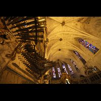 Palma de Mallorca, Convento Sant Francesc, Chamaden und Blick zum Gewlbe und den bunten Glasfernstern