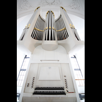 Hamburg, Hauptkirche St. Michaelis ('Michel'), Carl-Philipp-Emanual-Orgel mit Spieltisch