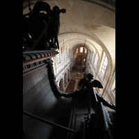 Versailles, Cathdrale Saint-Louis, Blick vom Dach der Orgel ins Hauptschiff (rechte Seite)