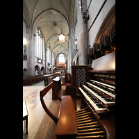 Chicago, University, Rockefeller Memorial Chapel, Blick vom Spieltisch zur Antiphonal-Orgel an der Westwand