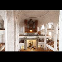 Dresden, Kreuzkirche, Blick von der gegenberliegenden Empore zur Orgel und in die Kirche