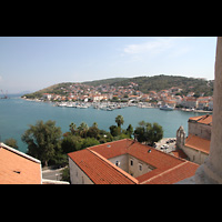 Trogir, Katedrala sv. Lovre (St. Laurentius), Blick vom Turm der Kathedrale in Richtung Sdosten zum Hafen