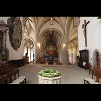 hringen, Stiftskirche, Innenraum in Richtung Orgel