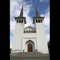 Reykjavk, Hteigskirkja, Fassade mit Trmen