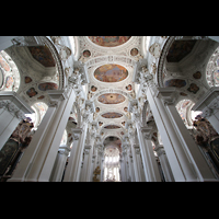 Passau, Dom St. Stephan, Deckengewlbe und Chorraum