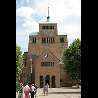 Minden, Dom St. Peter und Gorgonius, Fassade