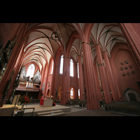 Frankfurt am Main, Kaiserdom St. Bartholomus, Altarraum, Langhaus und Sdquerhaus mit Orgel