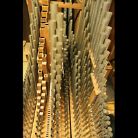 Berlin, Auenkirche, Pfeifen des Hauptwerks (bis 2022)