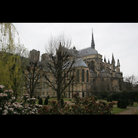 Reims, Cathdrale Notre-Dame, Auenansicht schrg vom Chor aus