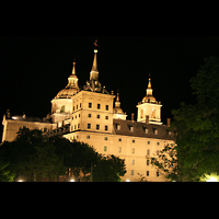 San Lorenzo de El Escorial, Baslica del Real Monasterio, Ansicht bei Nacht