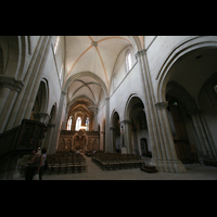 Naumburg, Dom, Innenraum / Hauptschiff in Richtung Westchor mit Westlettner