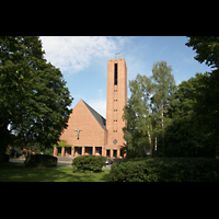 Berlin, Jesus-Christus-Kirche Dahlem, Gesamtansicht