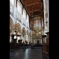Alkmaar, Sint Laurenskerk, Langhaus mit Hauptorgel