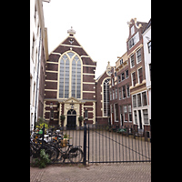 Amsterdam, Waalse Kerk (Oude Walenkerk), Fassade, vom Oudezijdes Achterburgwal von Nordwesten aus gesehen