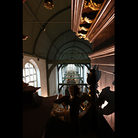 Gouda, Sint Janskerk - Grote Kerk, Blick vom Dach der Orgel in die Kirche