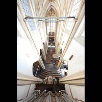 Kampen, Sint Nicolas Bovenkerk, Blick vom Dach der Hauptorgel in die Kirche