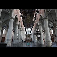 Leiden, Pieterskerk, Innenraum in Richtung Chor