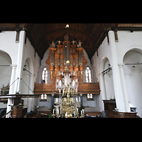 Maassluis, Groote Kerk, Orgelempore und Kanzel